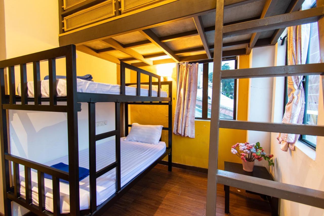 Auberge de jeunesse Travel Hub Highstreet à Kuala Lumpur Extérieur photo