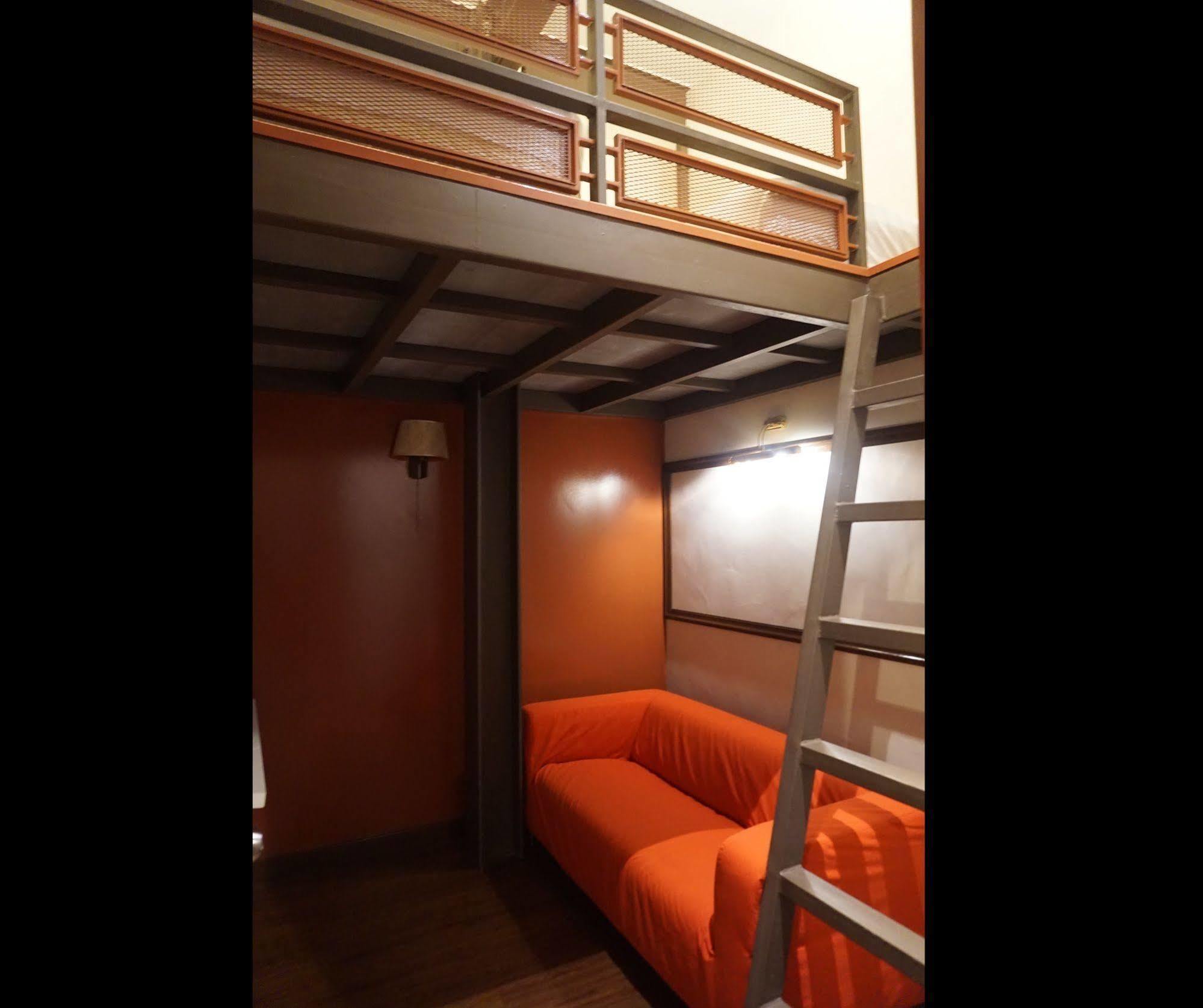Auberge de jeunesse Travel Hub Highstreet à Kuala Lumpur Extérieur photo