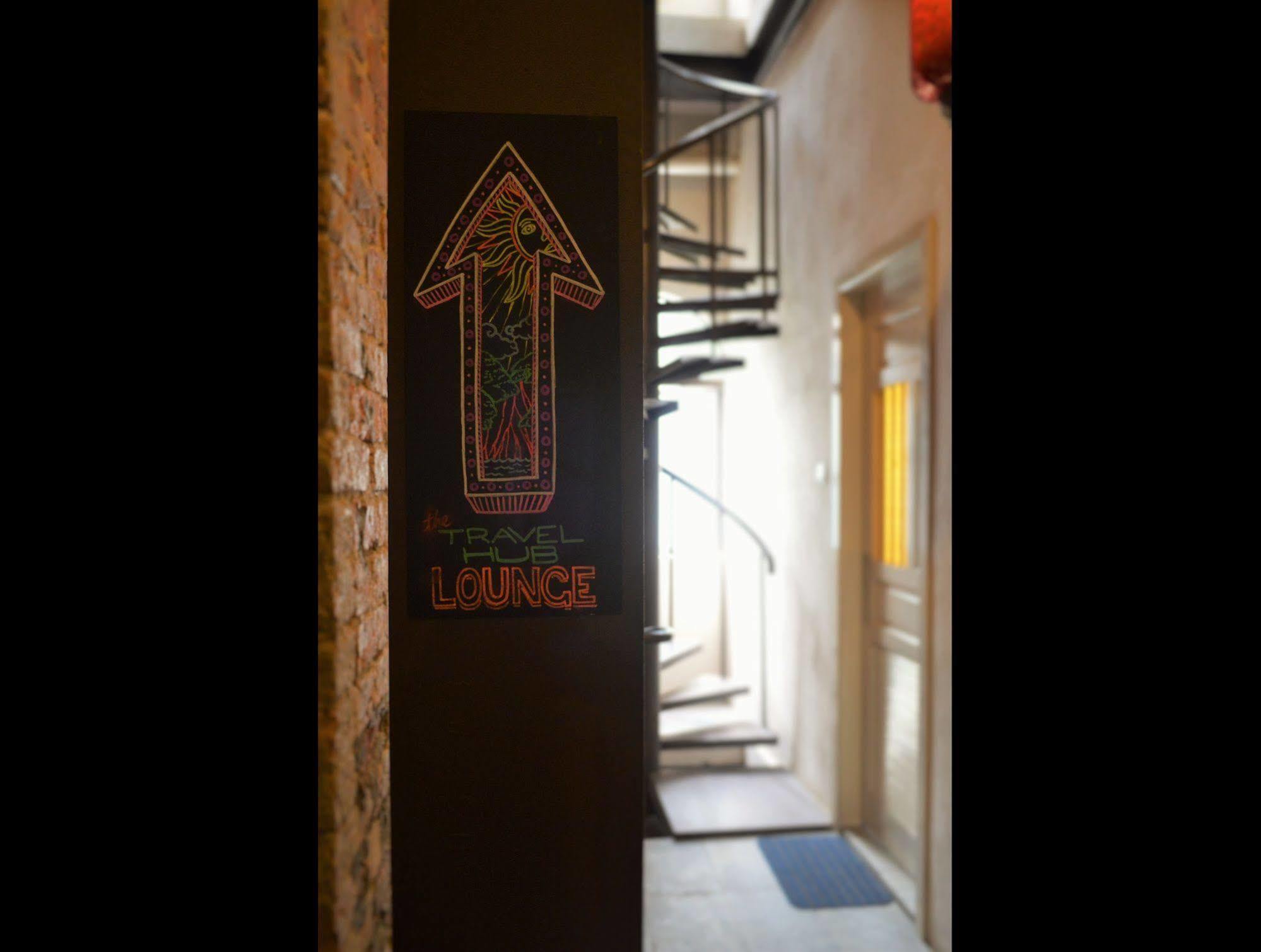Auberge de jeunesse Travel Hub Highstreet à Kuala Lumpur Extérieur photo