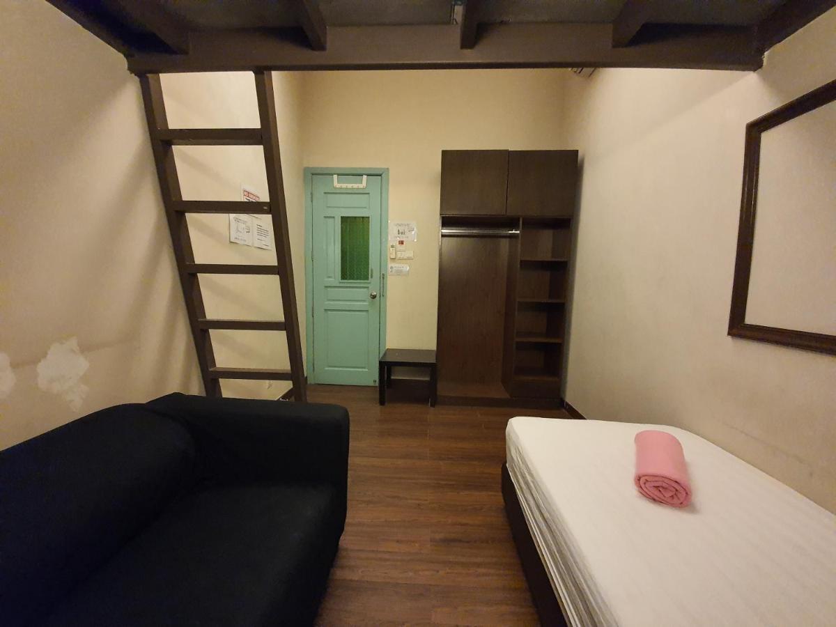 Auberge de jeunesse Travel Hub Highstreet à Kuala Lumpur Extérieur photo